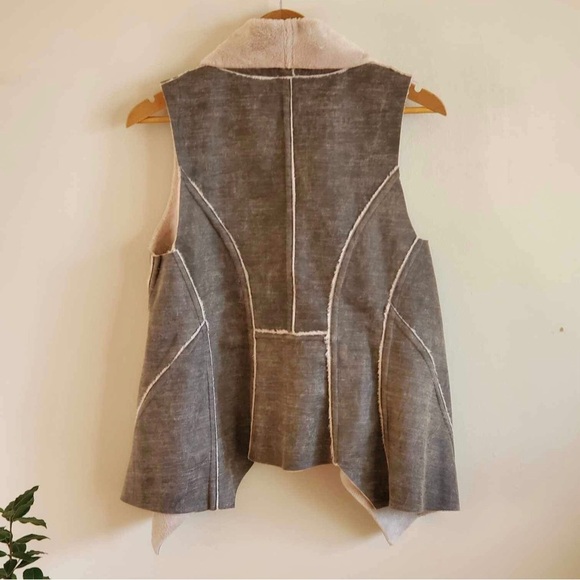 Amadi Anthropologie Grey Shearling Draped Kady Sherpa Vest Size Small - Picture 5 of 7